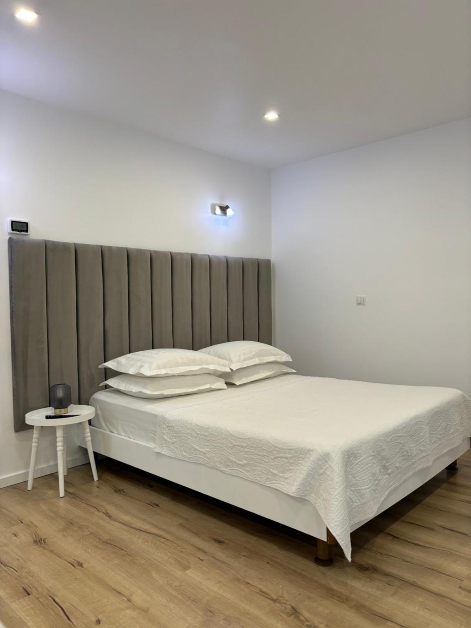 Apartament Luna Piatra Neamţ Eksteriør bilde